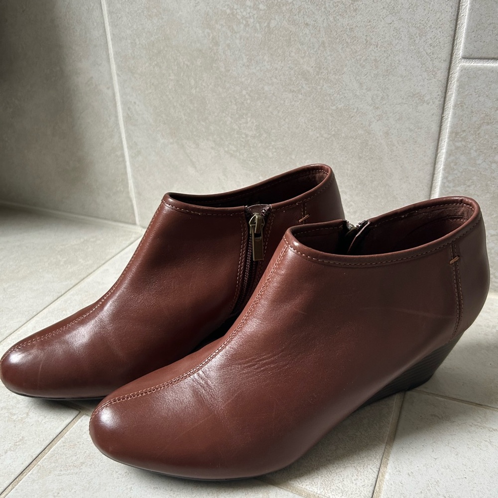 Clarks Chestnut Leather Ankle Booties